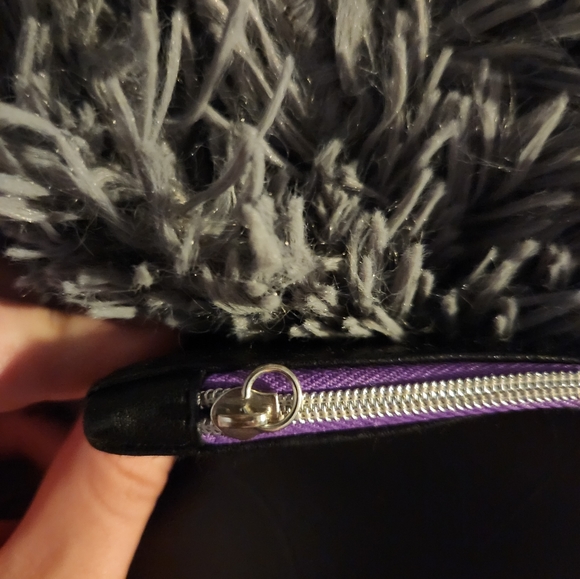 Ipsy spiderweb cosmetic bag - Picture 4 of 6